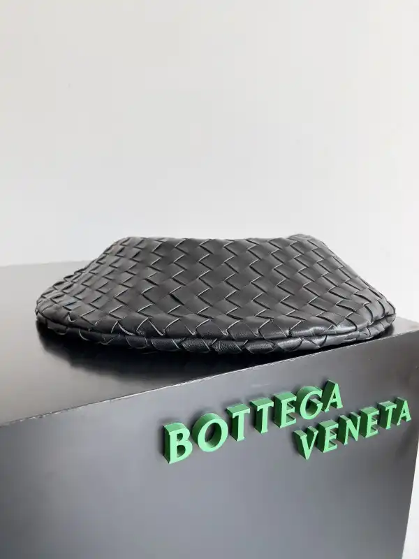 Affordable Bottega Veneta Sardine With Chain-33*20*4CM 0131