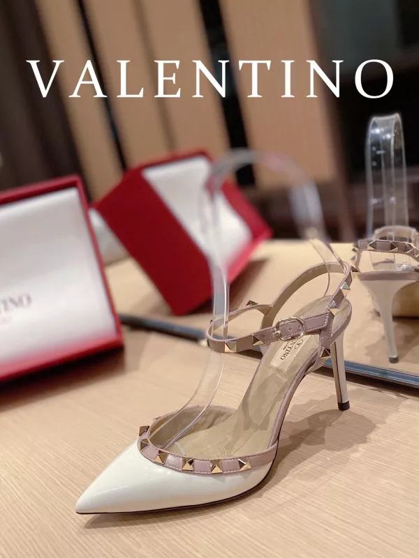 Cheap VALENTINO ROCKSTUD SANDAL 0120