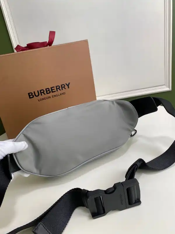 Rep BURBERRY BUM BAG 0201