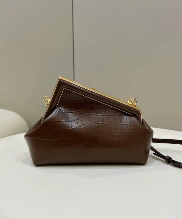 Affordable FENDI FIRST-32.5-15-23.5cm 0202