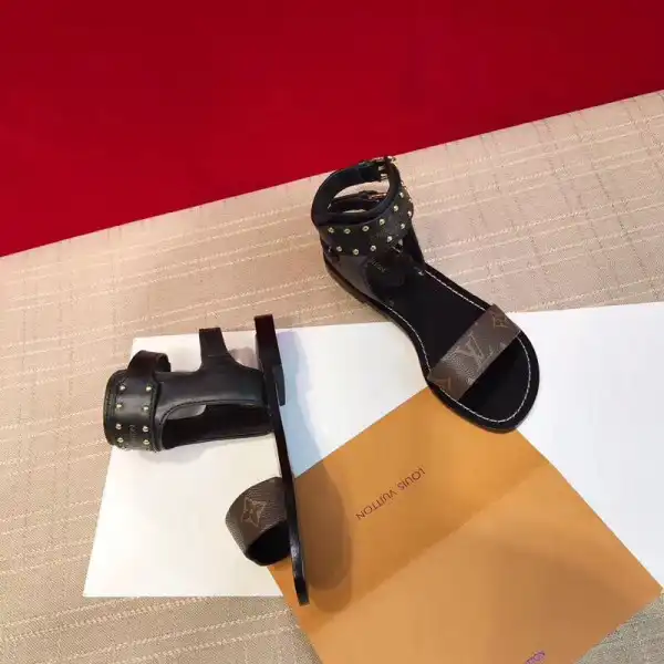 Cheap LOUIS VUITTON SANDAL 0206