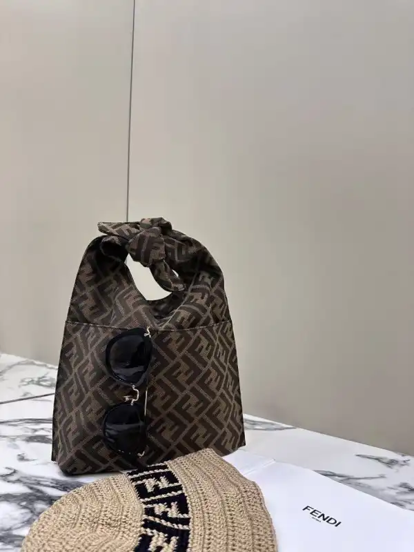 Cheap Fendi Bento Bags-29*22CM 0202