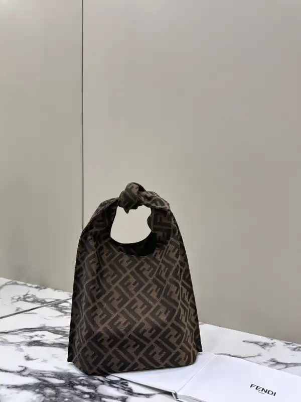 Cheap Fendi Bento Bags-29*22CM 0202